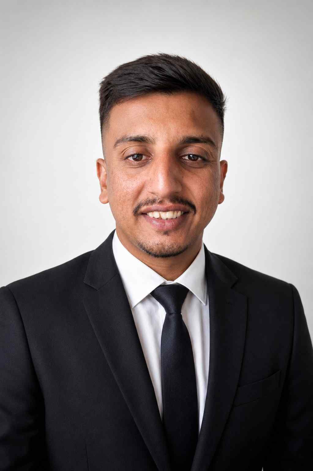 Karan Patel - Financial Advisor